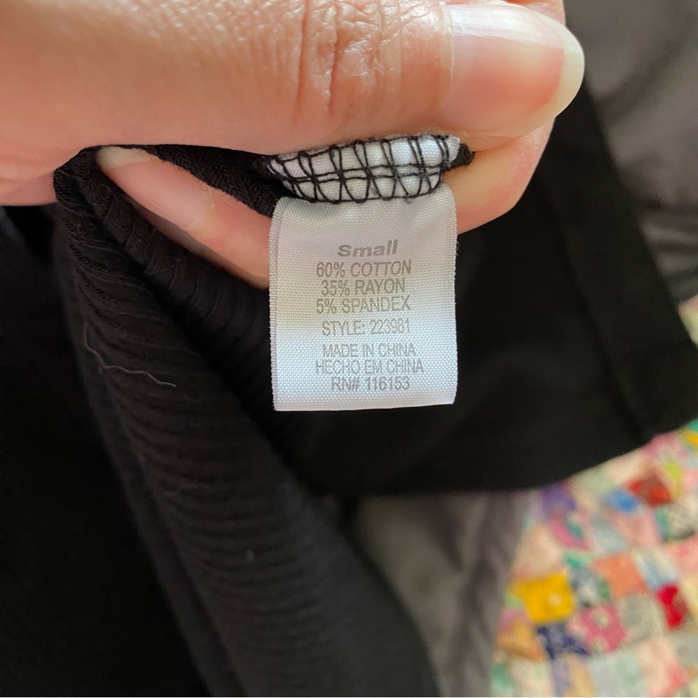 Black poof size small midi dress - Picture 7 of 7